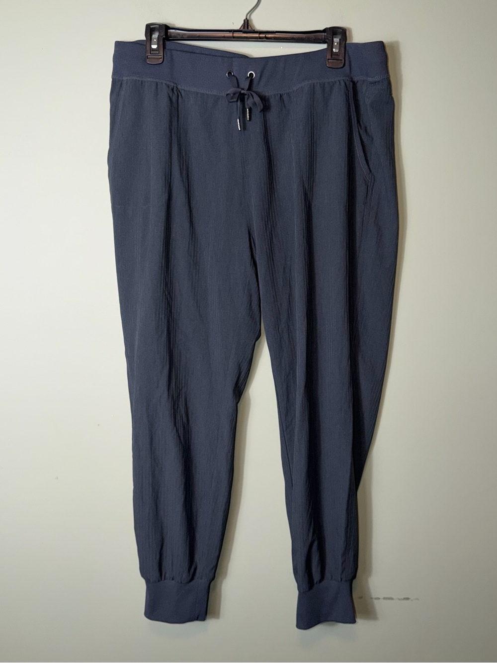 Athleta Women’s Joggers Pockets‎ Gray Size 16